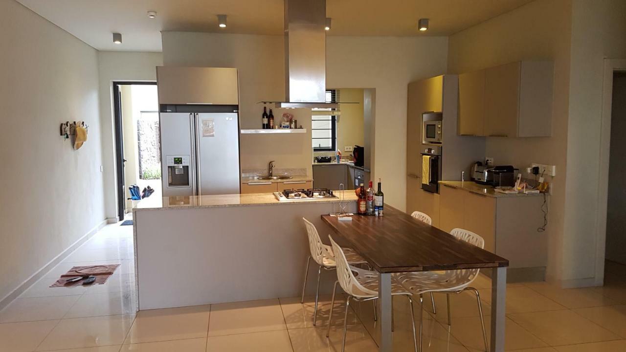 Belle Crique B1 Apartment Tamarin Exterior photo